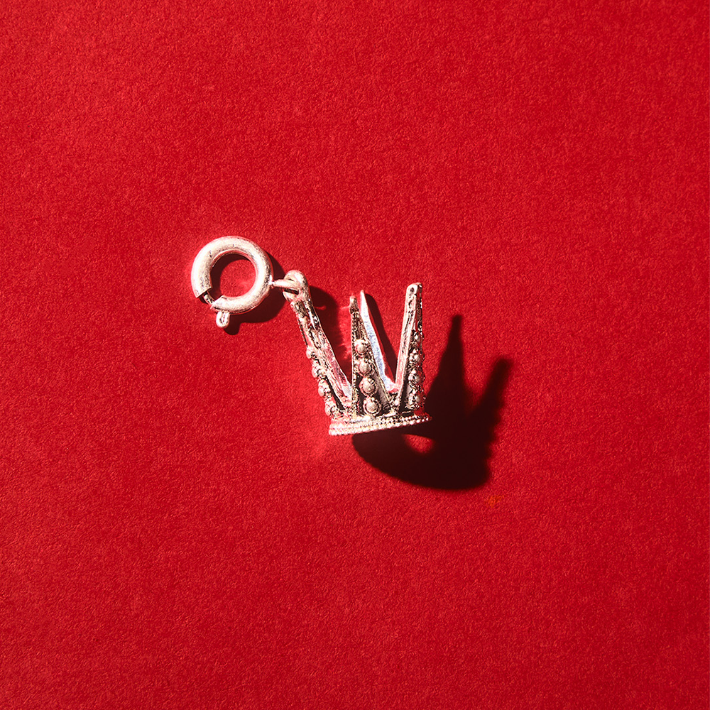 Loveland Charm Bracelet & Game Piece Set crown